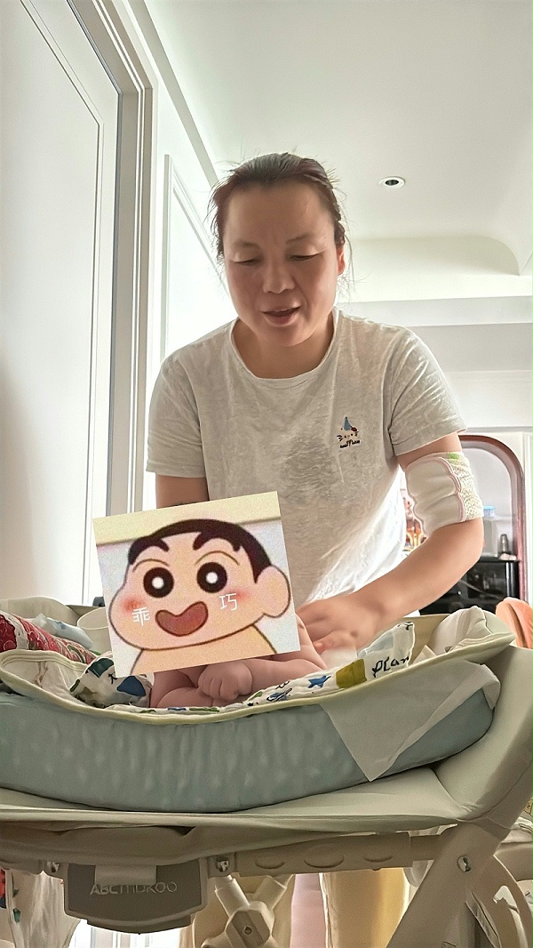宝藏月嫂吕姐：专业带娃+厨艺超棒，宝宝开心全家省心