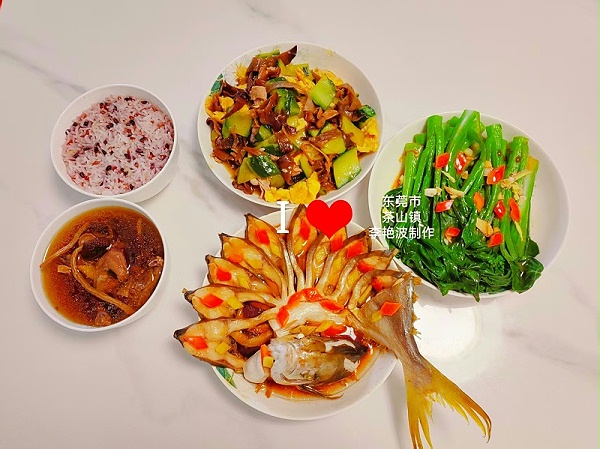 26天遇宝藏月嫂李艳波，细心照料超靠谱！