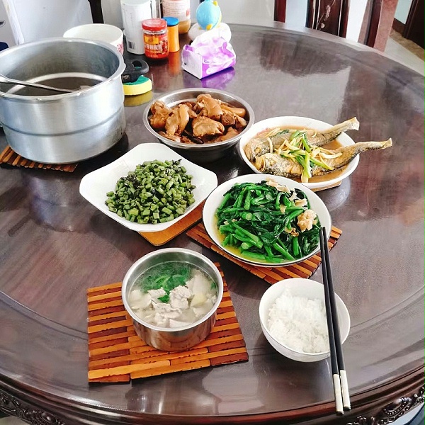 神仙月嫂萍姐!细心温柔超能干,月子时光暖心又治愈 神仙月嫂萍姐!细心温柔超能干,月子时光暖心又治愈