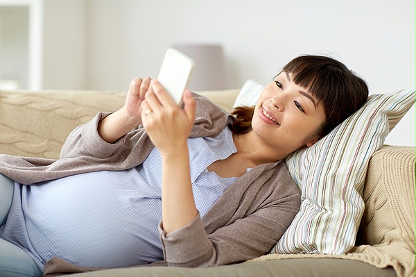 怀孕了不能玩手机？怕wifi辐射？