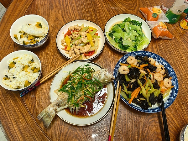 曾姐月子里暖心护航，新手爸妈安心又感动！