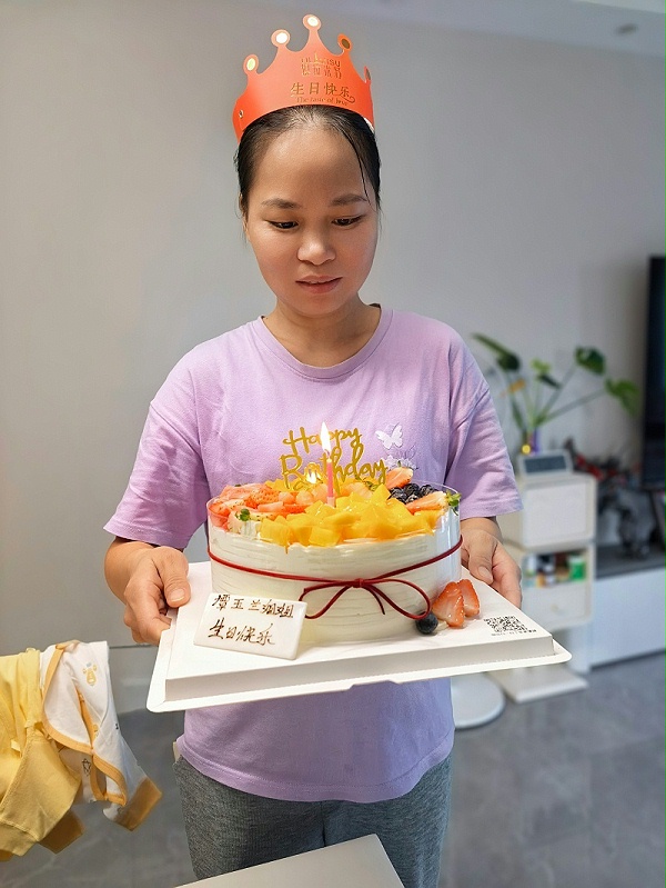 新手爸妈的福音！首遇月嫂谭姐，专业热情超贴心