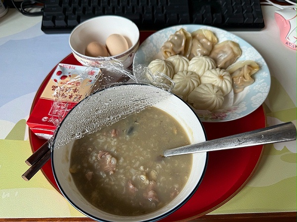 42天神仙月嫂盛姐！贴心照顾超专业，二胎还约她
