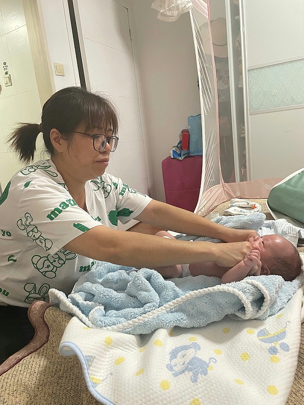 早产破水手忙脚乱？凤姐月嫂紧急救场，42天+15天暖心守护超安心
