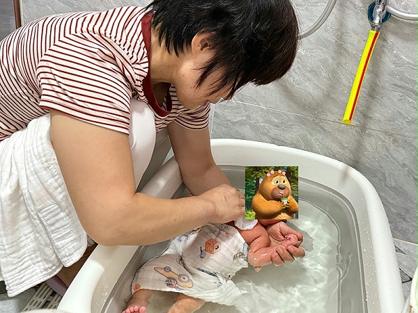 专业暖心陈月嫂：轻柔照料宝宝，惊艳月子餐，贴心服务好评爆棚！