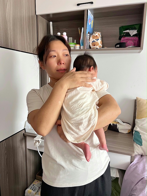 霞姐月嫂：温情守护，不是亲人却胜似亲人的月子天使！