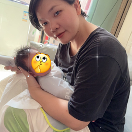 月嫂娟姐用专业与爱，守护新手家庭的月子时光