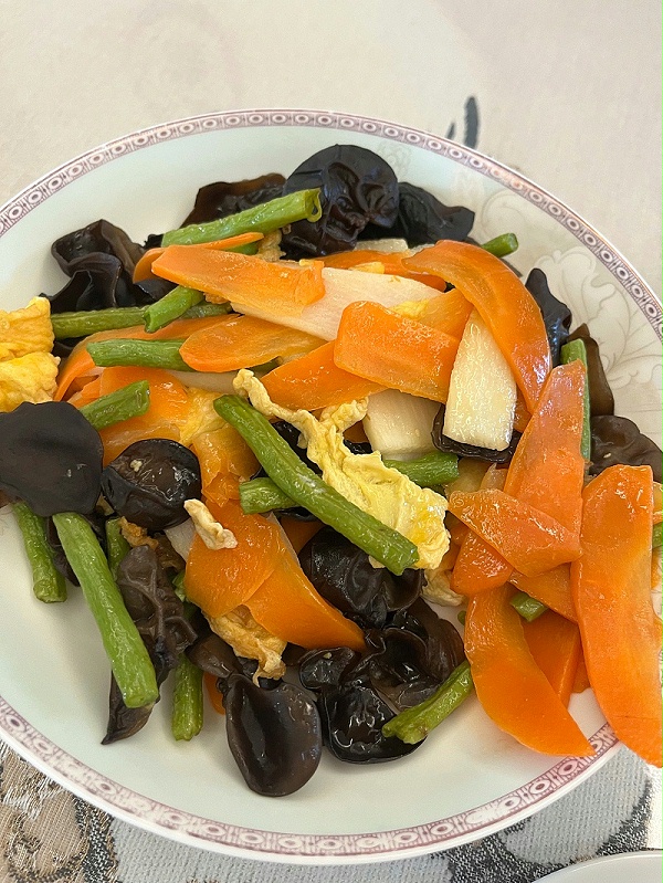 遇见玲姐月嫂，专业与温暖助力宝宝成长、新手父母安心