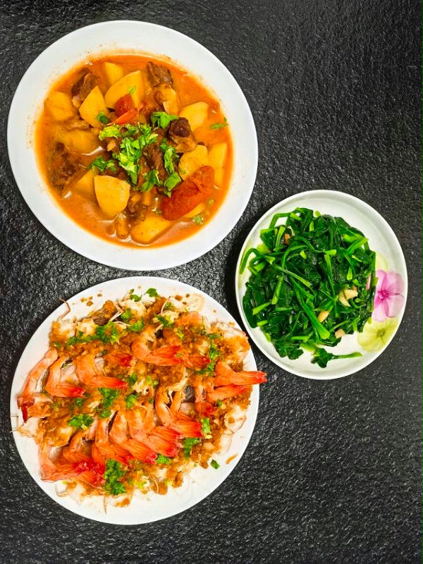 宝藏月嫂英姐！细心负责超专业，宝妈宝宝都爱她！