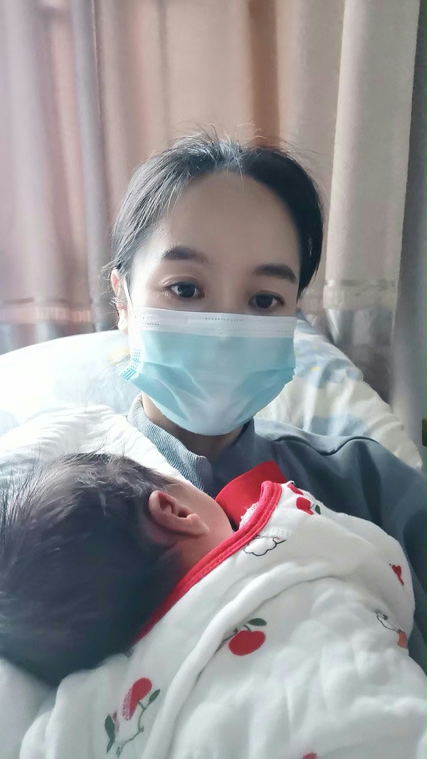 26天月子圆满结束！感恩月嫂胡阿姨专业守护