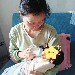 初遇严肃实则超暖心！莉姐育儿超专业，全家一致续约的宝藏月嫂