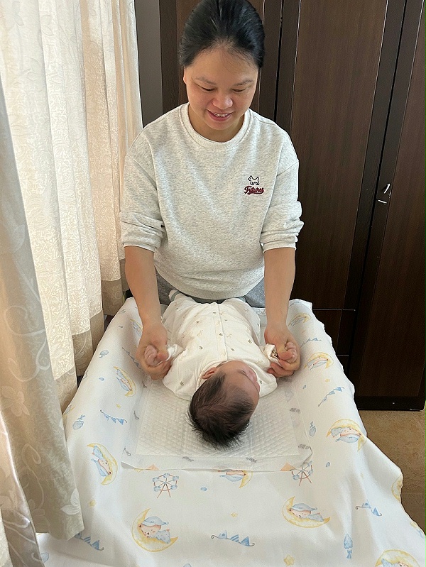 52天暖心陪伴！感恩关阿姨专业护理，月子时光超幸福！