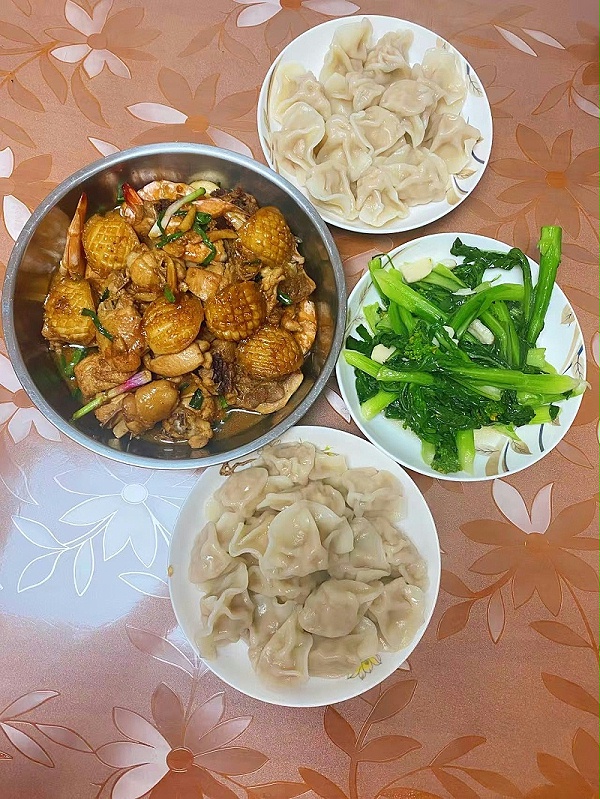 月嫂姐姐是天使！超专业超暖心，坐月子全靠她啦～