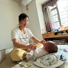 张姐月嫂超给力！专业勤快责任心强，新手爸妈的育儿救星