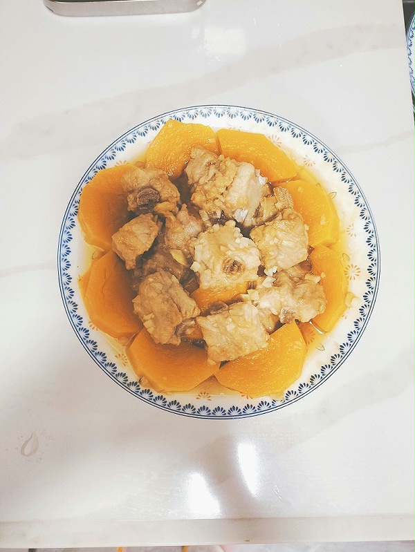 感恩孔姐月嫂：专业技能强+爱心满满，助宝宝规律成长全家满意