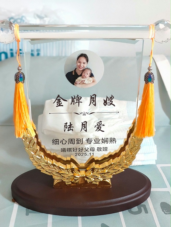 三胎宝妈亲述：陆姐月嫂，专业暖心让月子变“度假”！