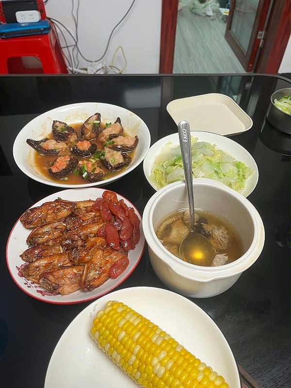 燕姐暖心又专业：精心调宝宝作息、做美味月子餐，二胎还想找她