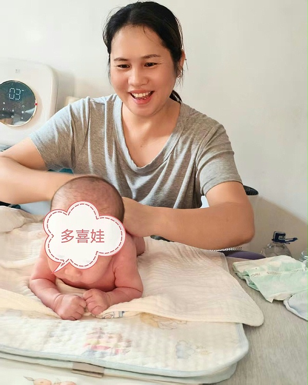 找对月嫂幸福翻倍！张姐专业贴心，助我轻松度月子